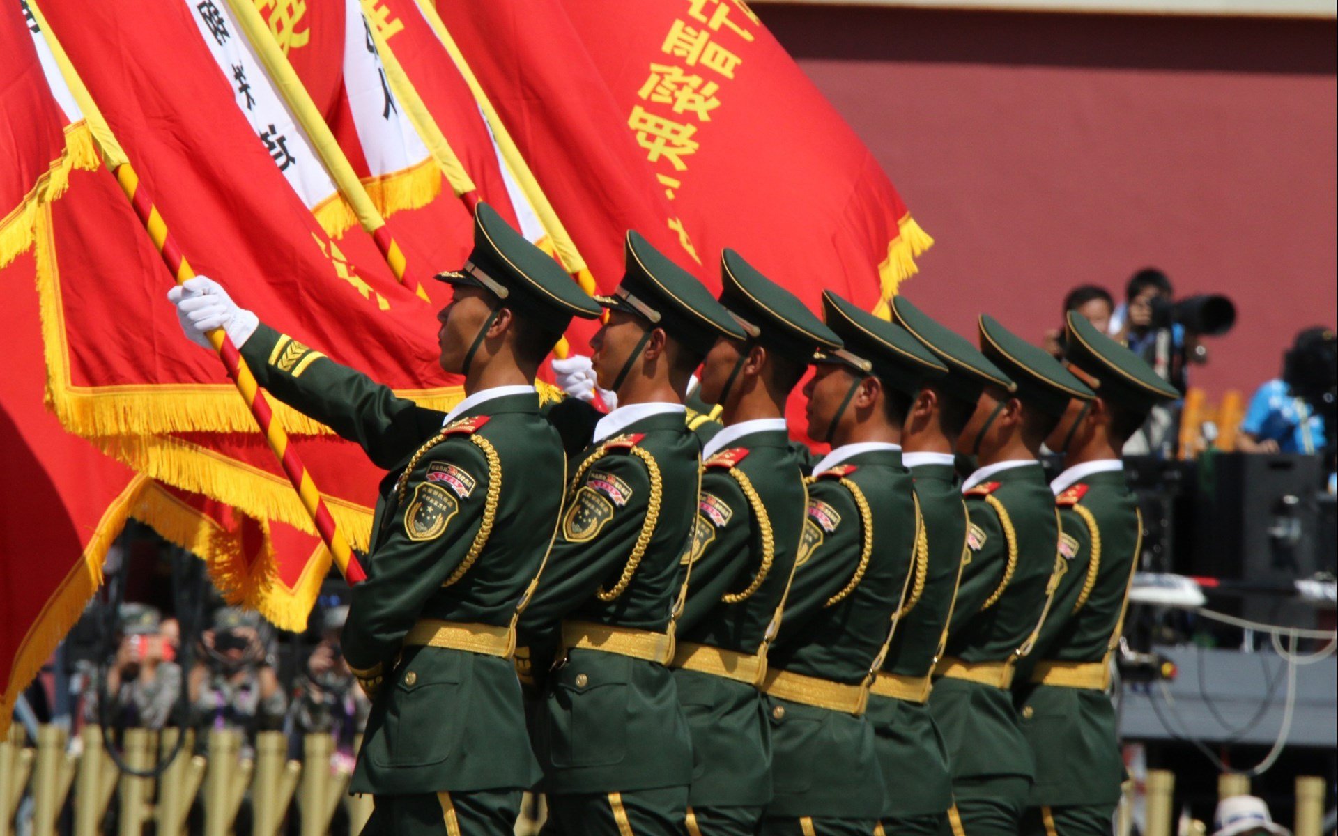 客战录像：豪门球队最新战术分析解读，豪门足球球队