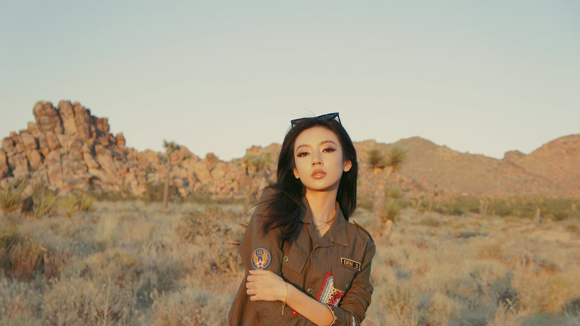 切尔西球员身体对抗胜出，赢得比赛主动权，切尔西对手