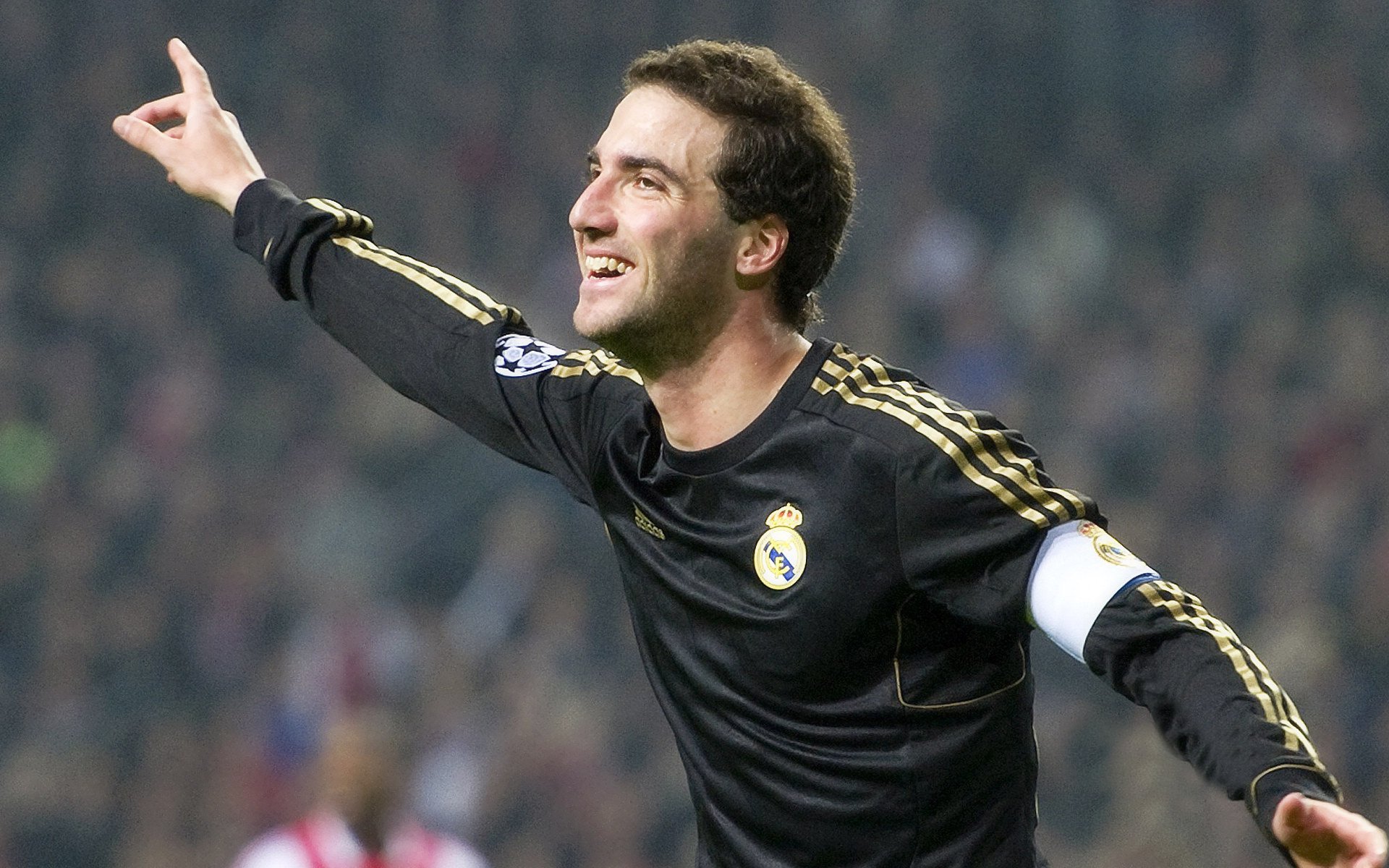 英超心理韧性训练在年轻球员竞技表现中的应用